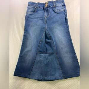 Sivan’s Jeans Denim Skirt Woman’s/ Jr’s  Blue Geometric Pieced Size 15